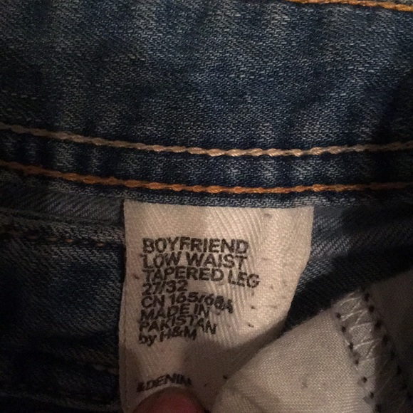 H&M lightly ripped jeans - Picture 2 of 5